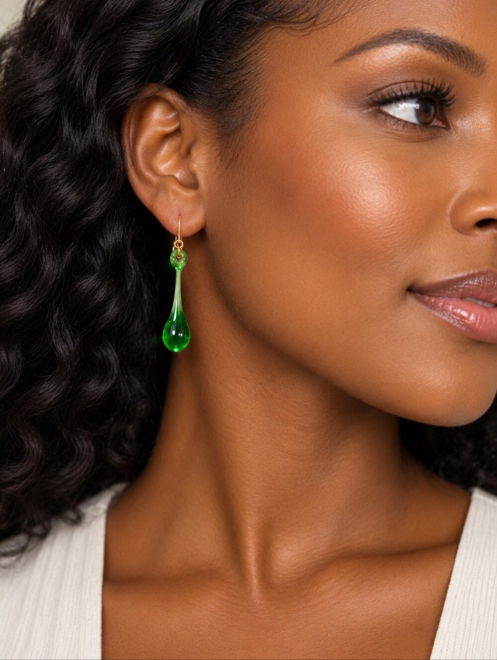 Green Art Glass Teardrop Dangle Earrings Gold Tone Hooks